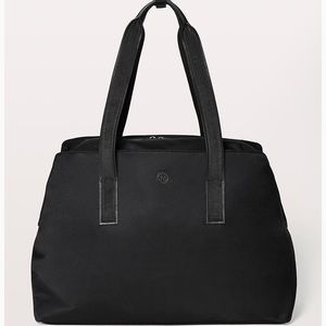 Lululemon Go Getter Bag